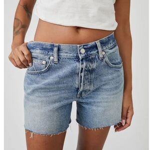 Free People We The Free Ivy Shorts San Andreas Blue Mid Rise Raw Hem  25 NWT
